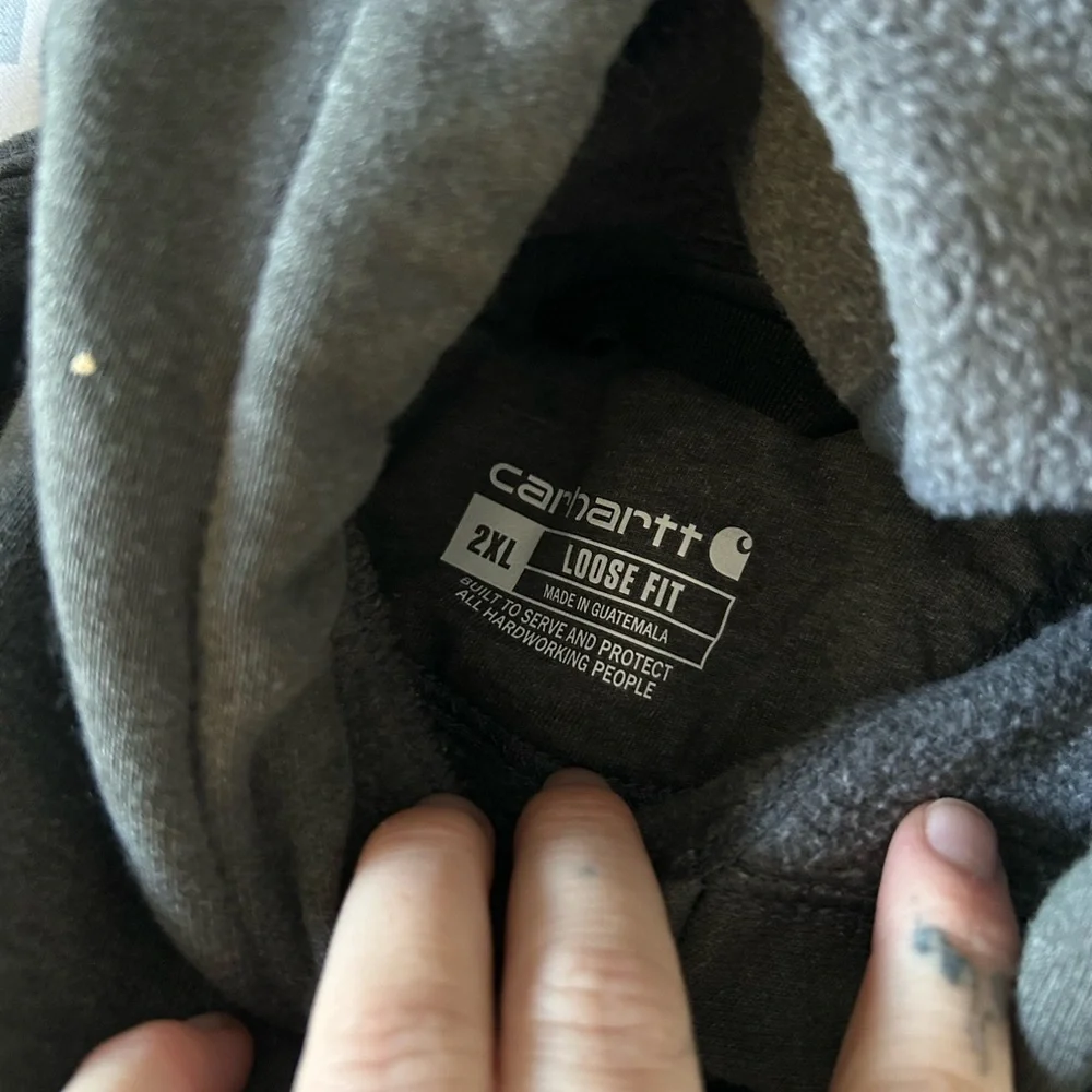 Carhartt Dark Gray Apparel with Logo - Picture 3 of 3